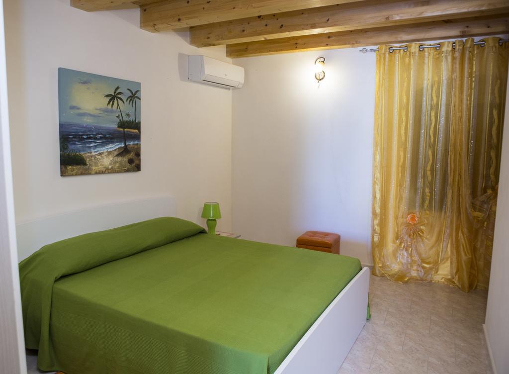 Casa Vacanze Calafarina Pachino Bilik gambar
